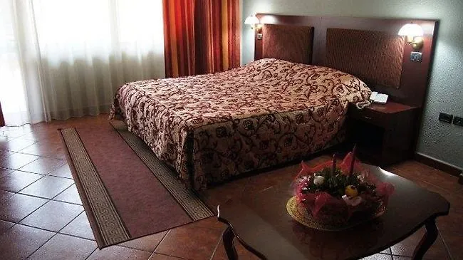 ****  Hotel Elysee Tirana Albania