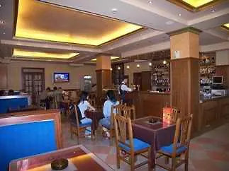 Hotel Elysee Tirana 4*,